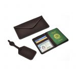 Kit para viagem com tag para mala porta voucher e porta passaporte (esse com itens internos)