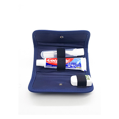 Kit de higiene pequeno e portátil